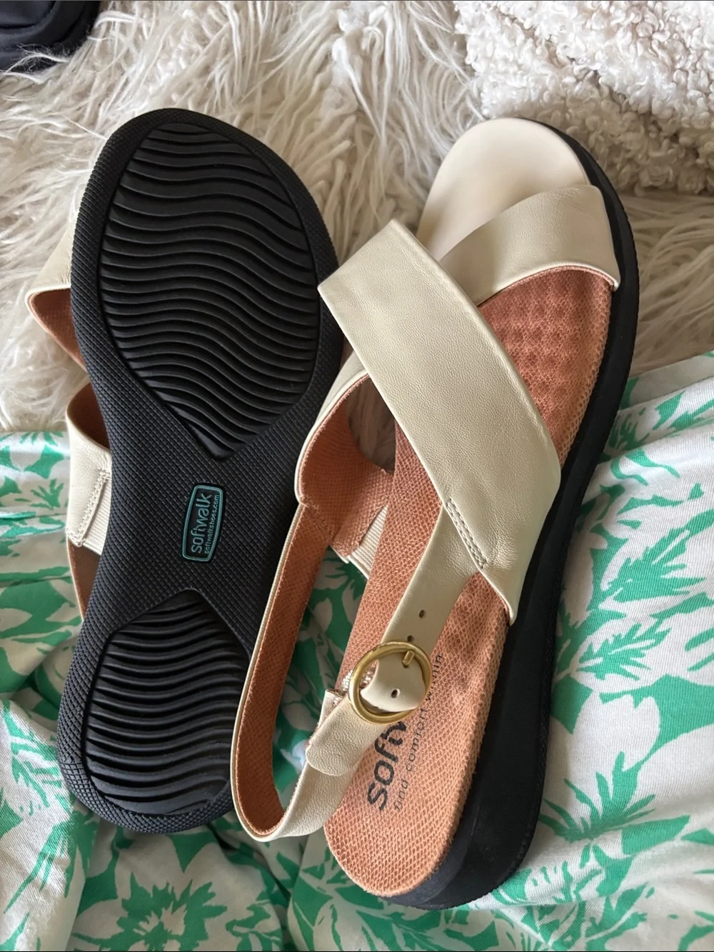 NIB Softwalk Tillman Sling - bone
